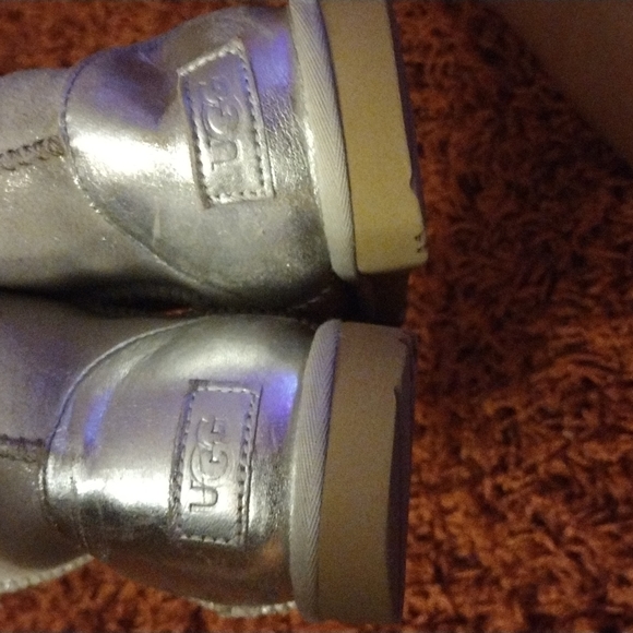 UGG shimmer boots - Picture 4 of 5